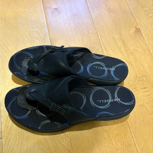 Merrell Women's Grace Black leather flip flop thong sandals sz 9 new - Picture 3 of 6